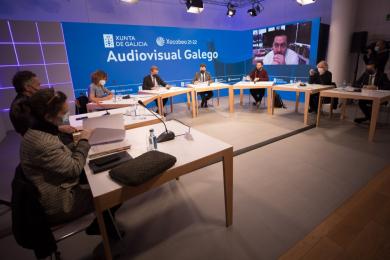 Feijóo chama a empregar os fondos europeos para consolidar a importancia crecente do sector audiovisual en Galicia