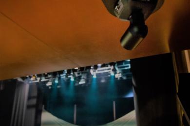 A Xunta dota o Salón Teatro de Santiago dun sistema pioneiro para a emisión en directo dos espectáculos