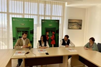 O Centro Dramático Galego inicia en Cee a xira do espectáculo 'Ás oito da tarde, cando morren as nais'