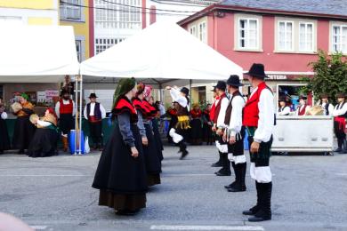 O ciclo Danza 3 inicia mañá con Cantigas e Agarimos en Noia unha viaxe que levará o baile e a música tradicionais a 12 concellos 