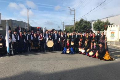 Máis de 300 artistas da delegación galega no Festival de Lorient participan no 'Gran desfile das nacións celtas'
