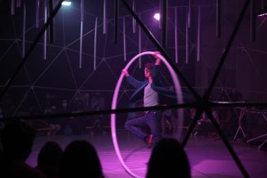 A Xunta abre a novena edición de Galicia Escena PRO con danza na rúa, monicreques e os monólogos de Diego Anido e Silvia de Pé