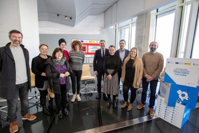 Cinco concellos rurais do Camiño acollen as aulas intexeracionais do proxecto teatral '5x5' dentro do programa da Xunta 'Territorio Cultura'