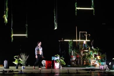 O Salón Teatro acolle 'Microspectivas dun marica millennial', coprodución de Incendiaria co Centro Dramático Galego