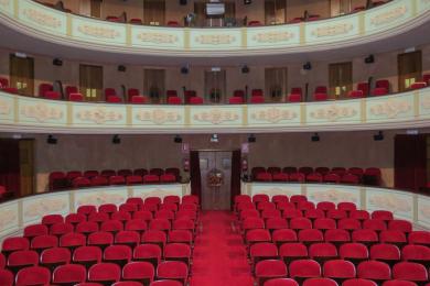 A Rede Galega de Teatros e Auditorios promove sete das funcións da nova carteleira do Teatro Principal de Ourense