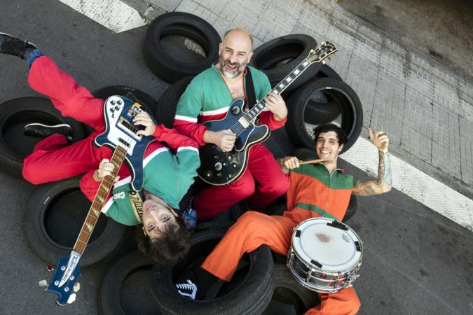 HOMENAXE AO ROCK HISPANO DOS ANOS 80