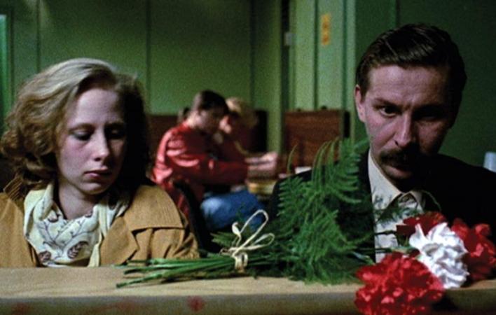  Sombras en el paraíso