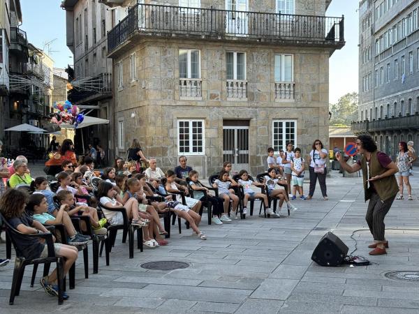 Historias dun mundo grande