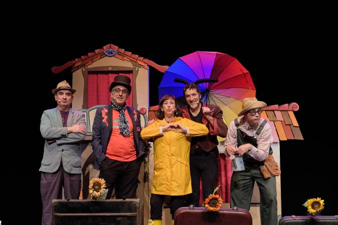 A nena e o grilo camiño das cores