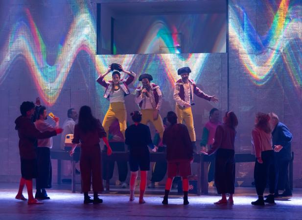 A  burra, a mesa e o pau