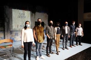 O Centro Dramático Galego, Incendiaria e A Quinta do Cuadrante estrean en Ourense 'A lúa vai encuberta'