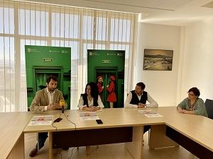 O Centro Dramático Galego inicia en Cee a xira do espectáculo 'Ás oito da tarde, cando morren as nais'