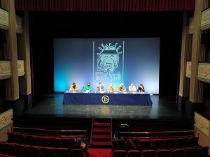 O Teatro Principal acolle a estrea de 'O porco de pé' no marco da Rede Galega de Teatros e Auditorios e co apoio da Xunta